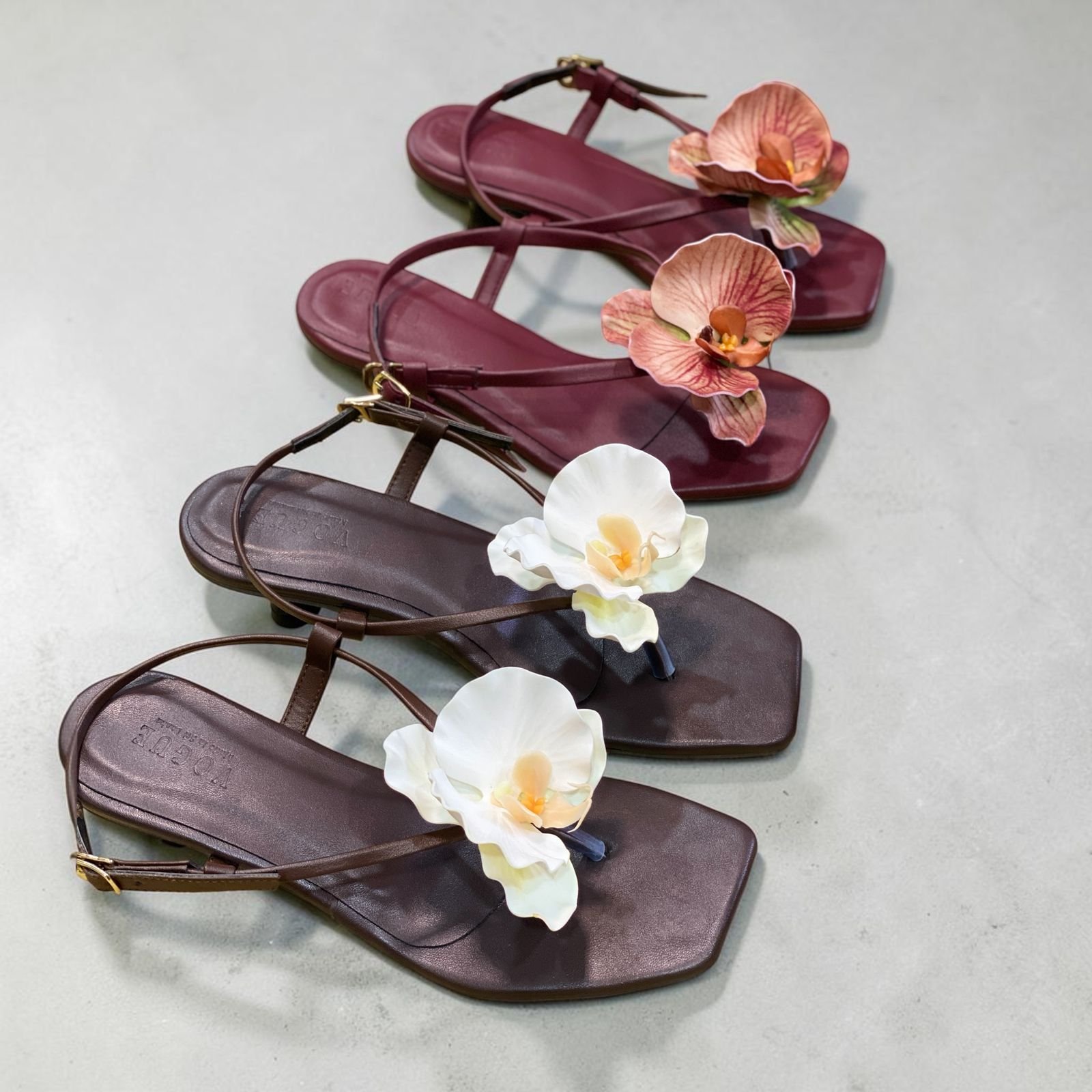 Spring buckle up orchid Heel